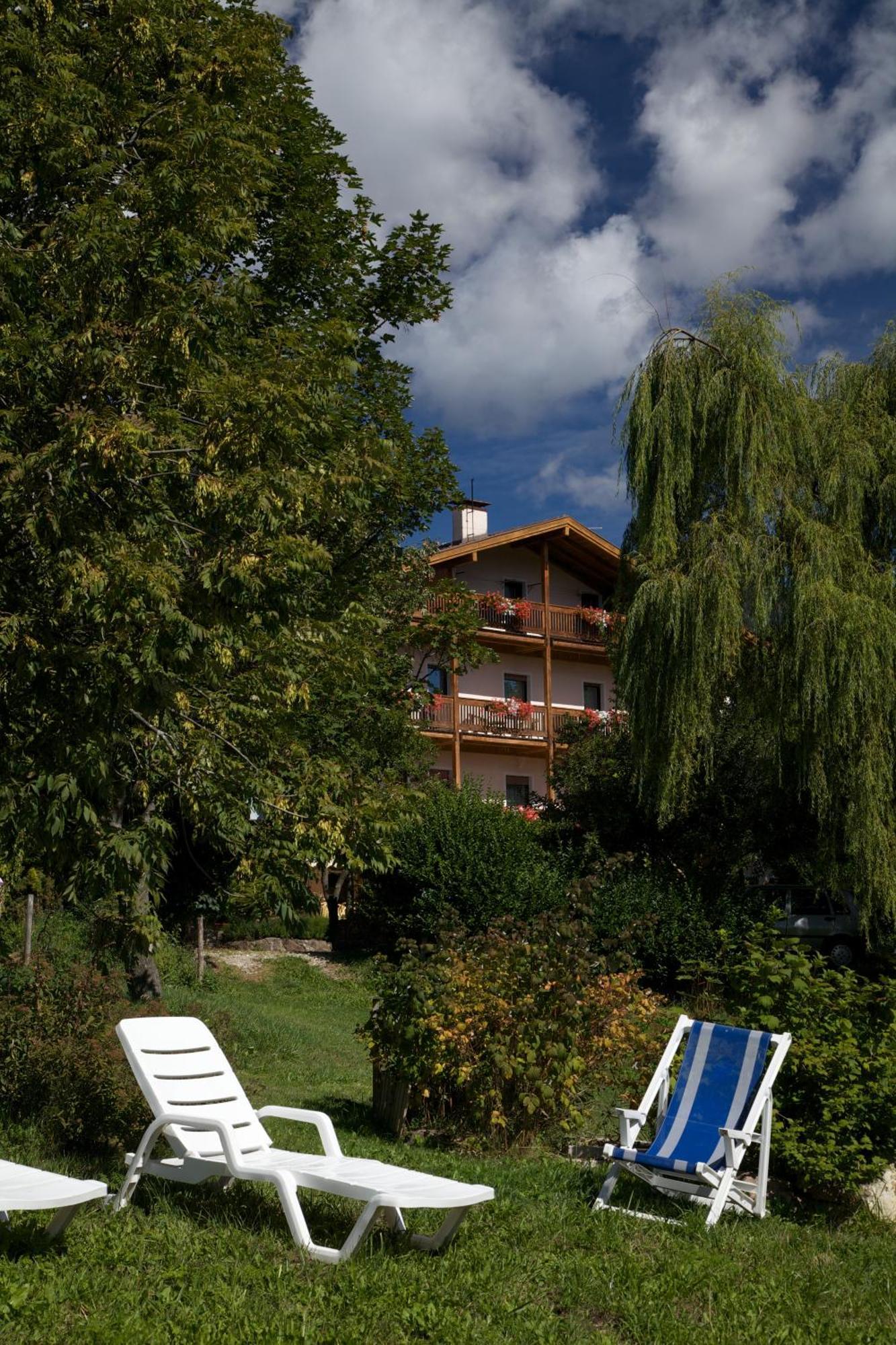 Albergo Bellaria Карано Екстер'єр фото