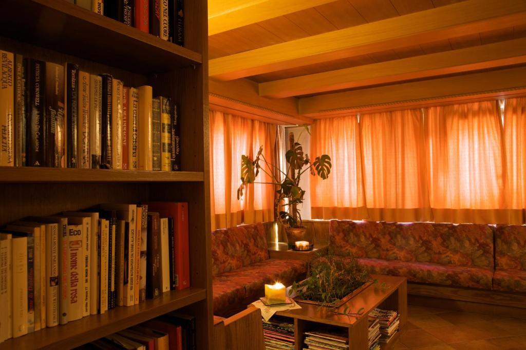 Albergo Bellaria Карано Екстер'єр фото